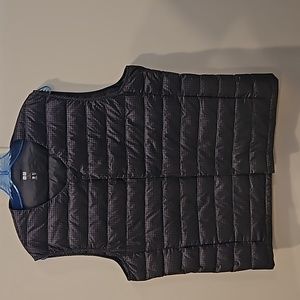 Light weight down vest